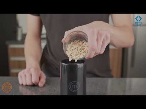 thumbnail video image 2 of Molino para Café y Especias Hukën MasterChef the TV Series Negro 50 g MK-CG-1P, 2 of 8