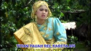 Download lagu Ratu Sikumbang Titian Pauah... mp3