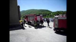 preview picture of video 'Prova di Evacuazione con i VIGILI DEL FUOCO 2012 IPSIA di Nocera Umbra'