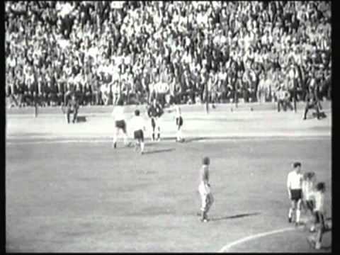 1962 (June 10) Chile 2-USSR 1 (World Cup).mpg