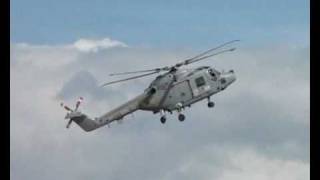 preview picture of video 'Royal Navy Lynx HAS3, 815 Sqn at the East Fortune Airshow 2009'