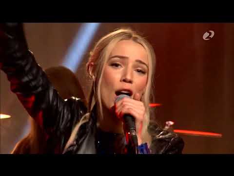 Metsatõll ja Liis Lemsalu