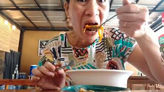 Nag hanap ng makakainan ang iyong lola nagutom