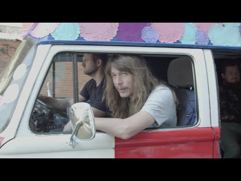 Desmond and The Tutus - Teenagers