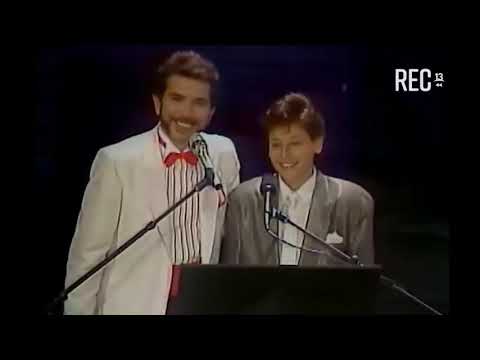 Pablito Ruiz con Ricardo Arjona (Festival OTI)