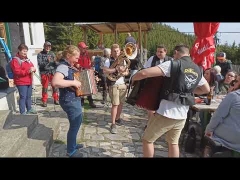 Sunnseitn Musik und Martha Reischl © OlmHERZ