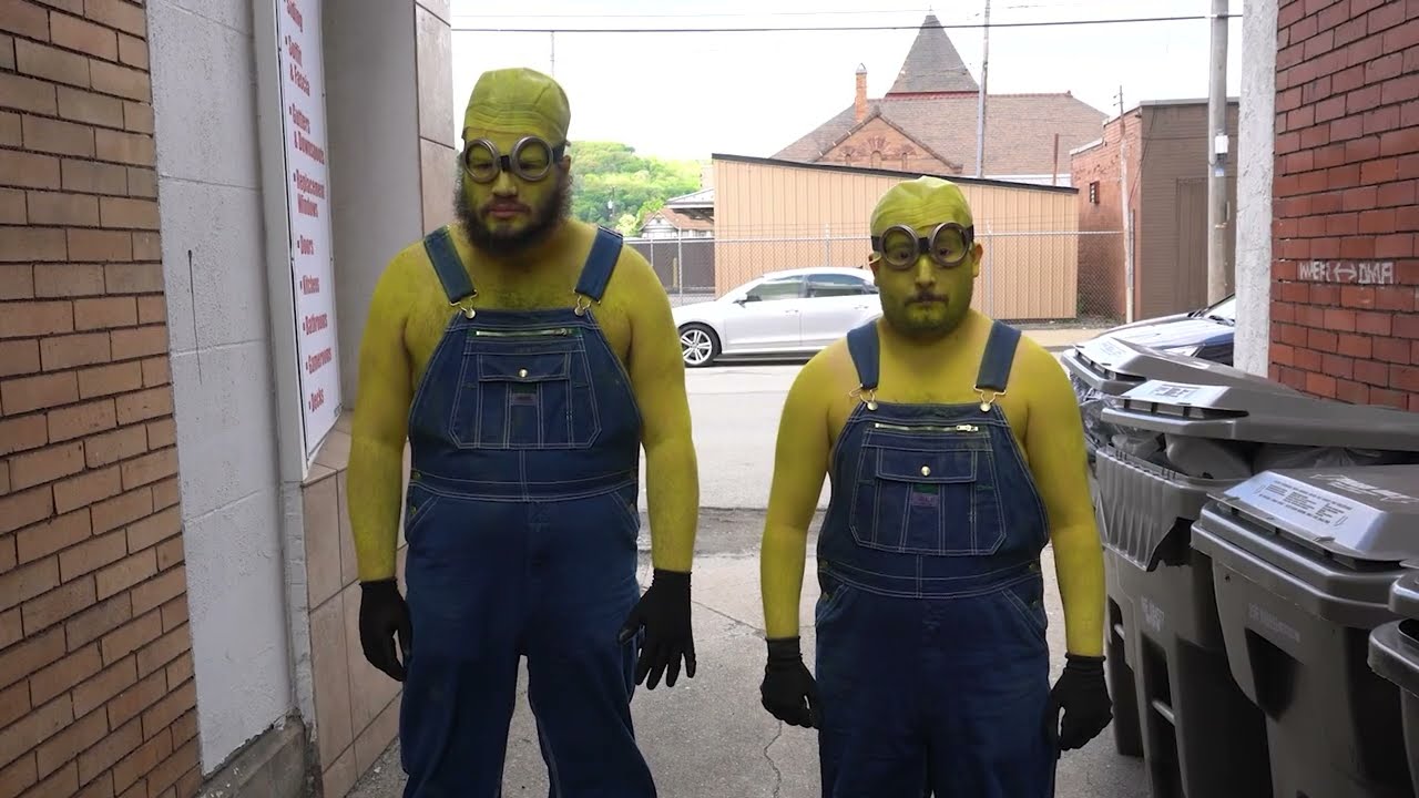 Trailer thumbnail