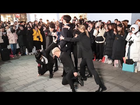 [MAXXAM / MYM] 191225 - Tie 1 (OHSAEBOM 1st Album) (폰으로 촬영) (Cristmas 공연)