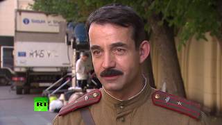 Сюжет Russia Today о съемках фильма "На Париж!"