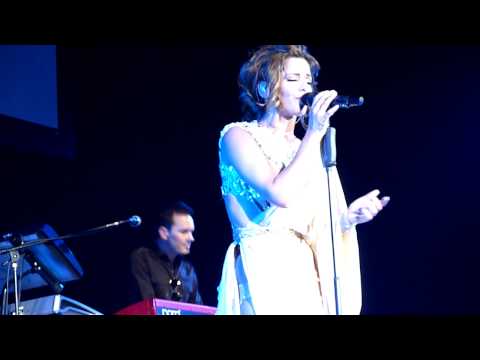 Cheryl Cole - Fireflies Clip - Live at London o2 Arena 27.05.2010