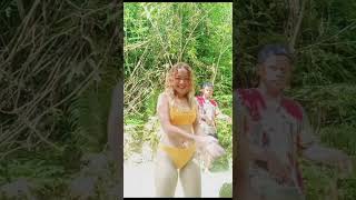 bikini TikTok be like....