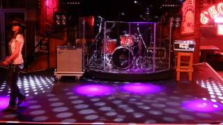 GONNA B GOOD Line Dance (Démo) - Séverine Moulin Billy Bob&#39;s