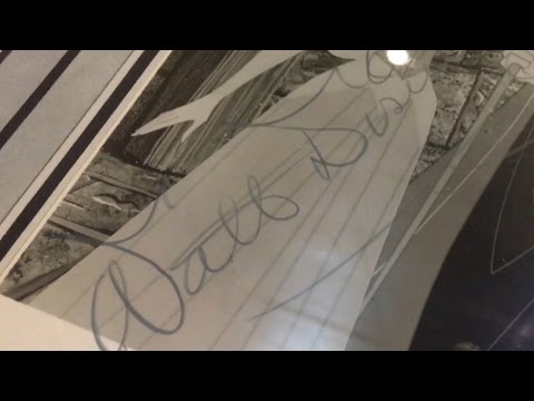TDW 1389 - Walt Disney Signature : REAL or FAKE ?