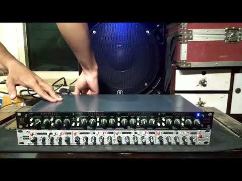 KLARK TEKNIK vs LA AUDIO