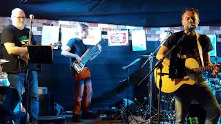 Nápoj zdarma - 2 minuty za tebou