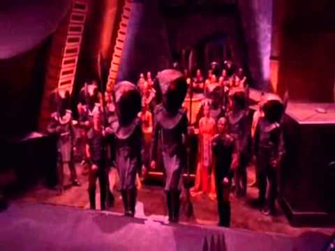 Killer Mike feat. Ice Cube - Pressure: The king is back