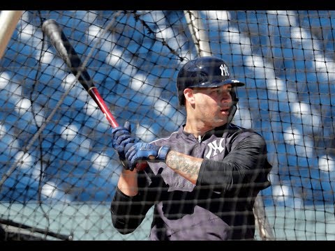 Yankees’ Gary Sanchez takes spring training BP