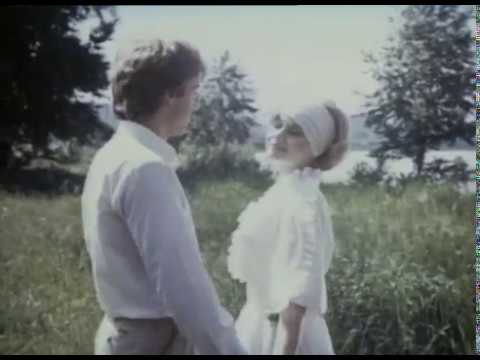 «Мир начинается с надежды». Песня из музыкального фильма «Она с метлой, он в чёрной шляпе».