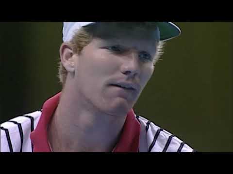 Jim Courier - Forehand Approach