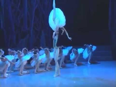 VIENGSAY VALDES & DANI HERNANDEZ - SWAN LAKE ADAGIO