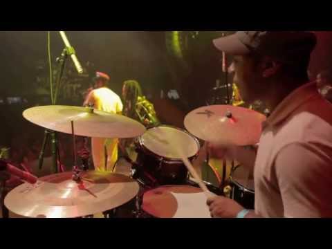 Criolo - Subirusdoistiozin (Nó Na Orelha Ao Vivo no Circo Voador)