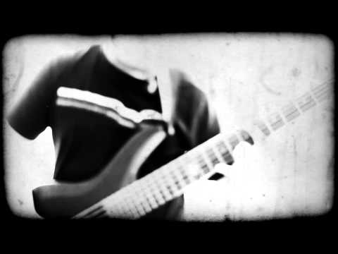 Apocryphal - Cold  (Official Music Video)-the old version!