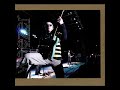 Weezer - Put Me Back Together (Live, 2011)