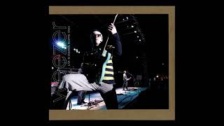 Weezer - Put Me Back Together (Live, 2011)