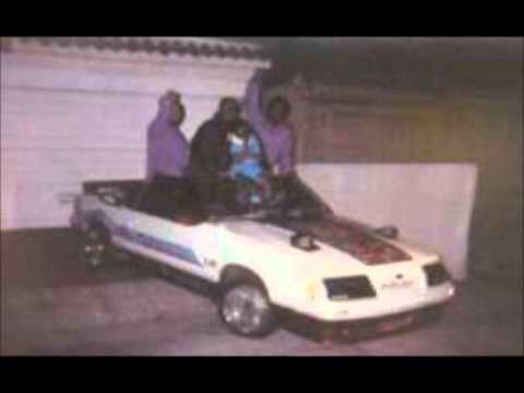 Watts Town Criminals - We Movin'