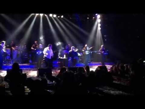 B. Karras - N. Makropoulos - As pethano sta xeria sou & Ta xapia mou (Fix live 2011).wmv