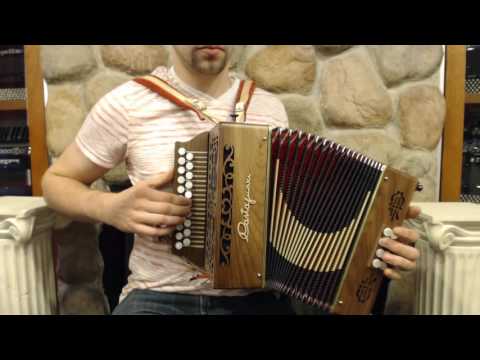 CASTSANDG8WN - Walnut Castagnari Sander Diatonic Accordion DG LMM 21 8 $2599