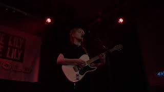 Fenne Lily - For A While - Live at Paradiso 2018