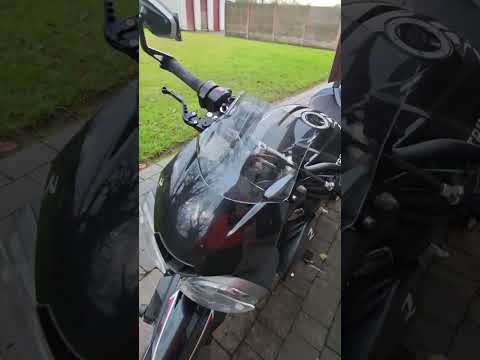 Triumph Street Triple 765 R - Image 2