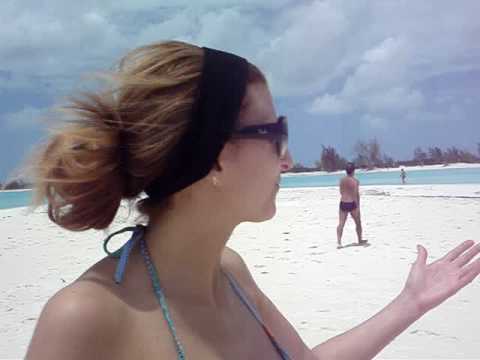 Fausta & Susanna @ Cuba 09 Cayo largo (passeggiando per playa paraiso)