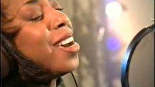 Oleta Adams - LIVE -  When love comes to the rescue