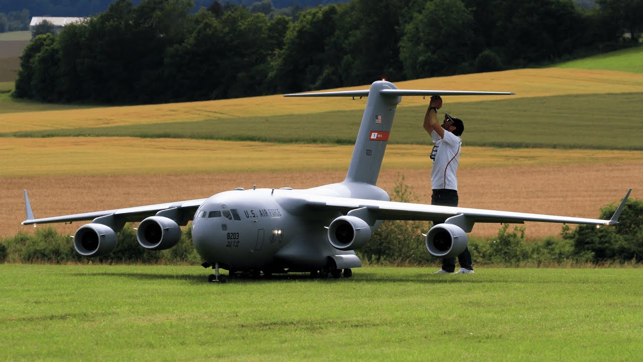 We built the biggest RC C-17 Globemaster, full build and maiden flight