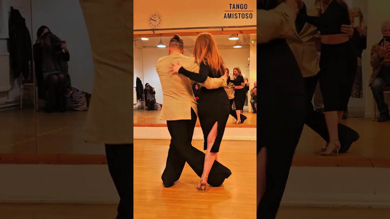 Classes for all levels with Ariel Yanovsky and Charline Roberts😍