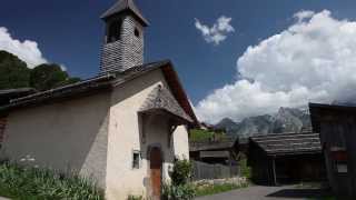 preview picture of video 'Les sentiers du patrimoine  : la chapelle du Nant robert'