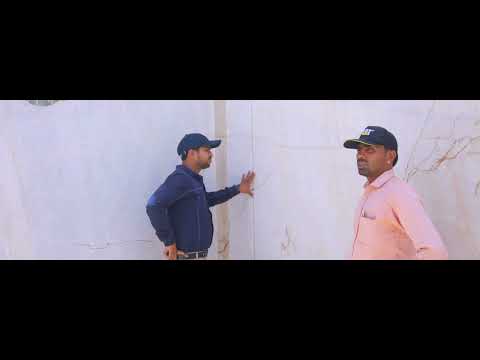 White quartz slab, size: 6 feet x 3 feet x 3 feet