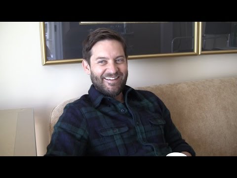 Tobey Maguire Talks ‘Pawn Sacrifice’ and Being an Extra in ‘The Wizard’
