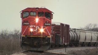 preview picture of video 'CN 2400 East (C40-8M) Approaching Burlington, Illinois on 4-14-2013'