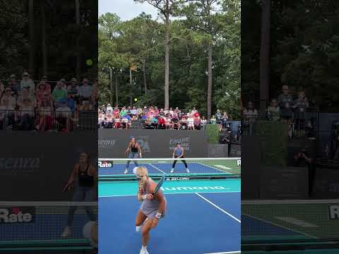 One of the best pickleball points you will ever see 🥵