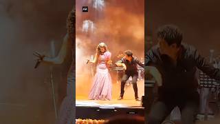 Download lagu JUMME KI RAAT LIVE PERFORMANCE #palakmuchhal #shorts #viral mp3 Download lagu JUMME KI RAAT LIVE PERFORMANCE #palakmuchhal #shorts #viral mp3