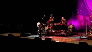 Cyndi Lauper - Rain on Me (Live in Sydney 2017)