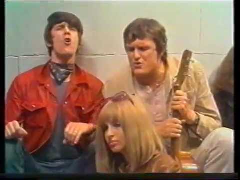 Hadimassa, 1970. Deel 4 "Dat is de blues". Kees van Kooten, Wim de Bie, e.a...