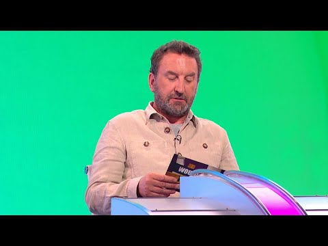 Does Lee Mack always read the last line of a book first?
