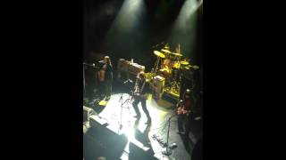 Hell bound -the breeders (Webster hall NYC )