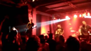 I Killed The Prom Queen - &quot;Memento Vivere&quot; | Never Say Die Tour 2013 Praha
