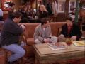 FRIENDS: Chandler quiere a la leche