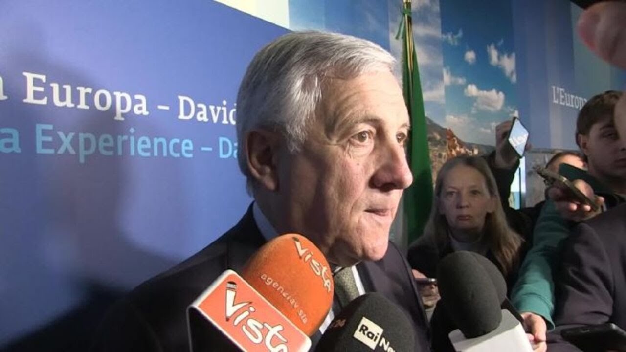 Guerra Ucraina, Tajani: "Si va nella giusta direzione speriamo nella pace come regalo di Natale"